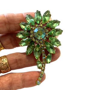 Vtg Green Navette Rhinestone Flower Spray Brooch Aurora Borealis Gold Tone Pin